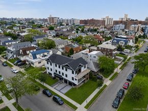 400 E Olive Street, Long Beach NY 11561