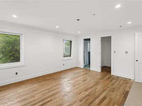 400 E Olive Street, Long Beach NY 11561