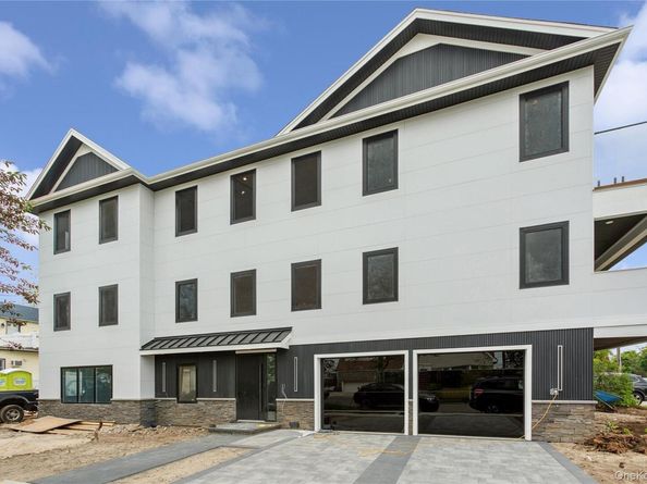 400 E Olive Street, Long Beach NY 11561