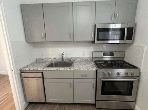 230 Pelham Road 2H, New Rochelle NY 10805