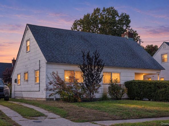 2450 Mermaid Avenue, Wantagh NY 11793