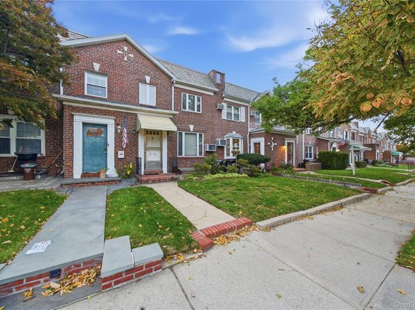 77-22 83rd Street, Glendale NY 11385