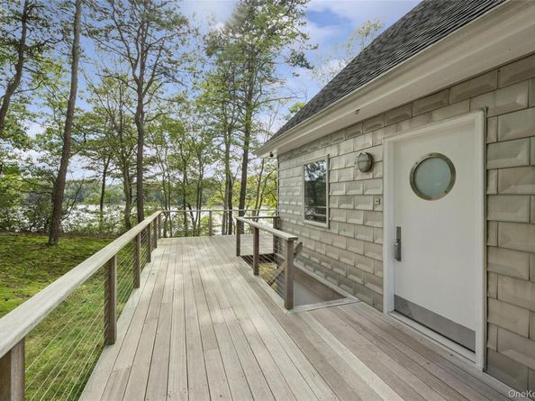 142 Little Fresh Pond Road, Southampton NY 11968