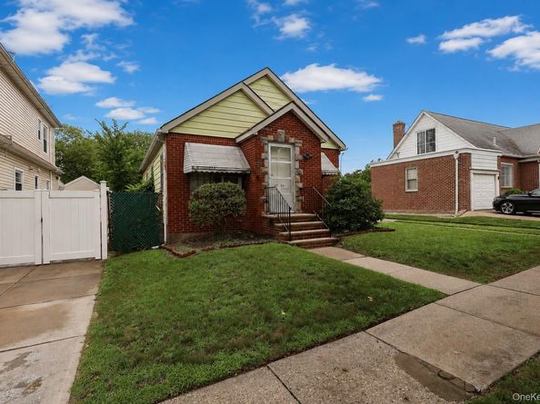 48-40 186th Street, Fresh Meadows NY 11365