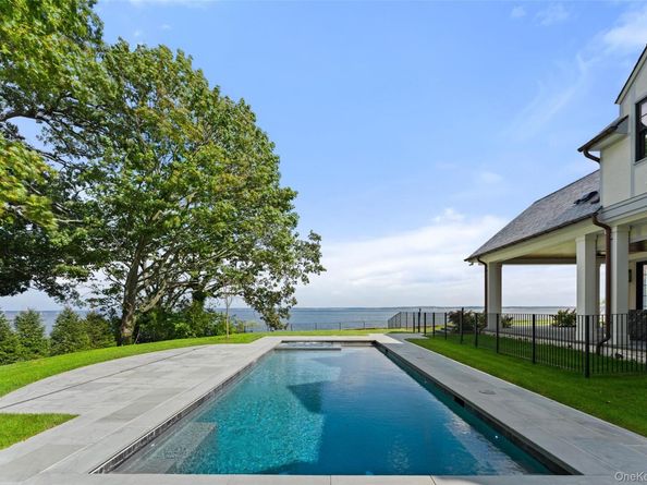 104 Premium Point, Mamaroneck NY 10801