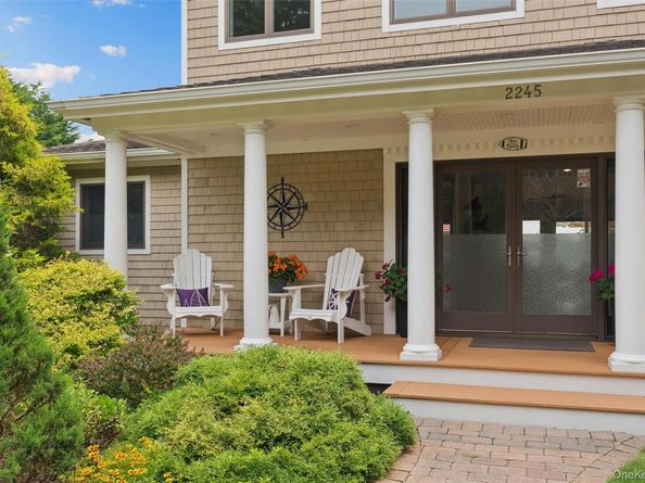 2245 Little Peconic Bay Lane, Southold NY 11971
