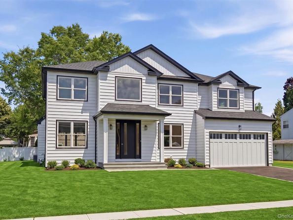 16 Otsego Place, Jericho NY 11753