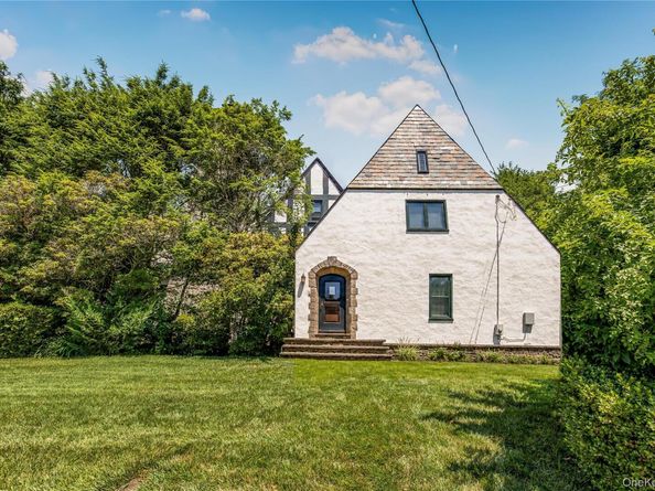 133 Bon Air Avenue, New Rochelle NY 10804