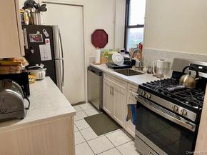 48-21 40th Street 4B, Sunnyside NY 11104