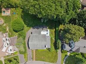 15 Lyons Place, Larchmont NY 10538