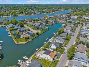 52 Bayview Avenue, Babylon NY 11702