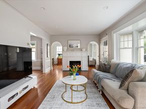 8 May Court, West Hempstead NY 11552