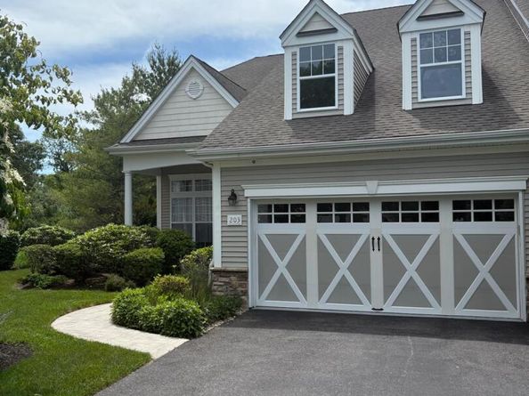 203 Bach Court, Eastport NY 11941