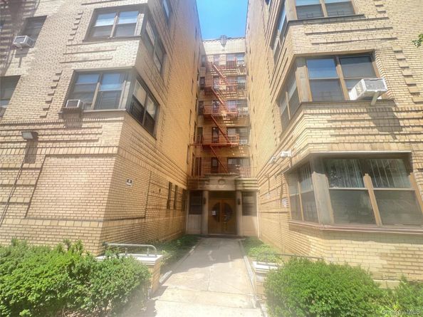 82-01 Britton Avenue 5K, Elmhurst NY 11373