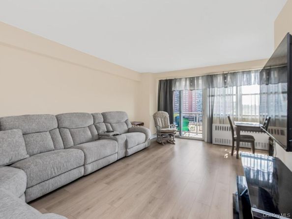 820 Boynton Avenue 7A, Bronx NY 10473