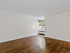 70 S Park Avenue 204, Rockville Centre NY 11570