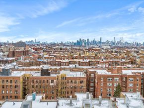35-36 80th Street 23, Queens NY 11372