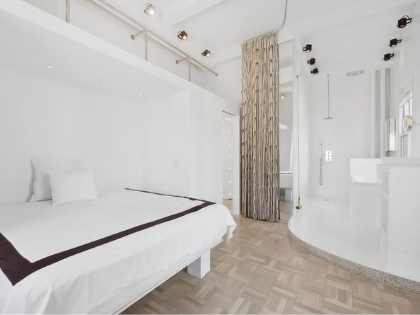 400 East 52nd Street PHT, New York NY 10022