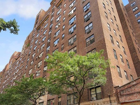 400 East 52nd Street PHT, New York NY 10022