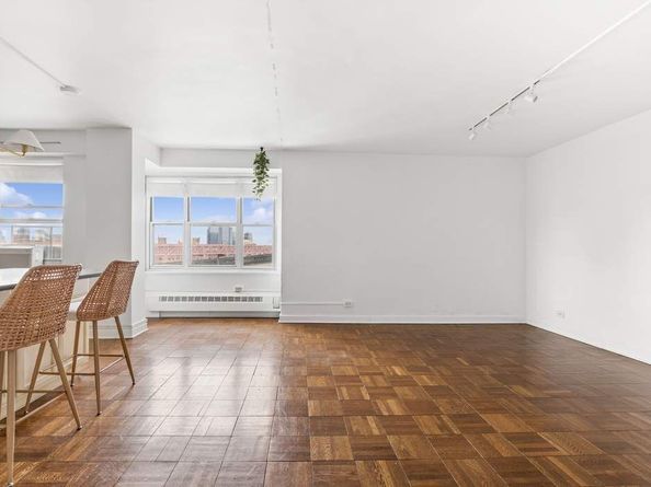568 Grand Street J1202, New York NY 10002
