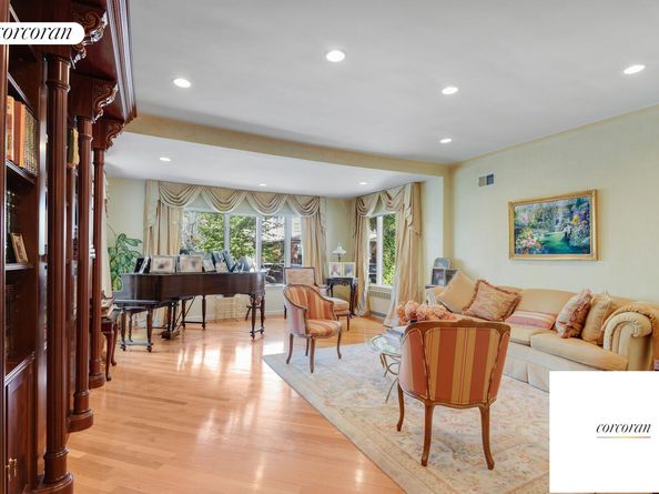 1547 East 27th Street, Brooklyn NY 11229