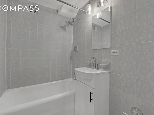 45 Tudor City Place 1902, New York NY 10017