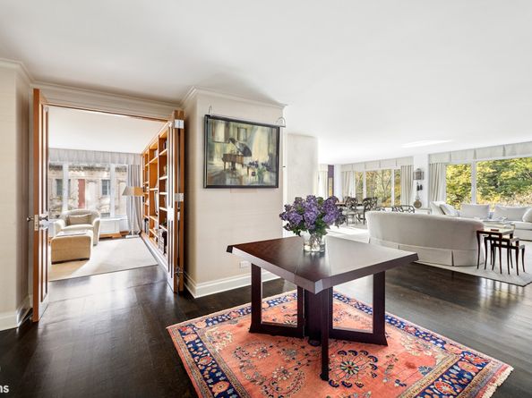 1050 5th Avenue 5D, New York NY 10028