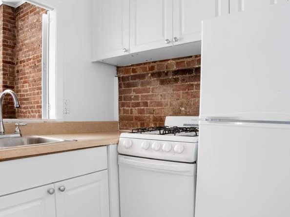 419 East 87th Street 3A, New York NY 10128