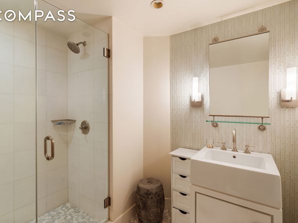 357 West 12th Street 1E, New York NY 10014