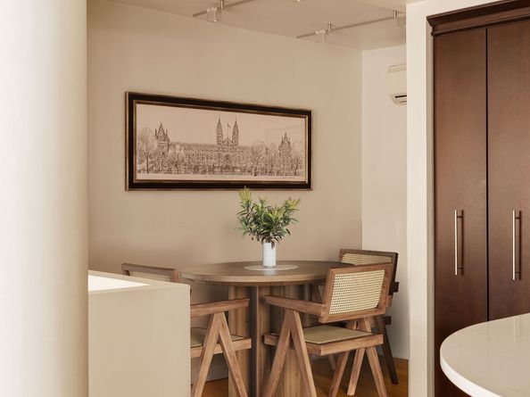 357 West 12th Street 1E, New York NY 10014