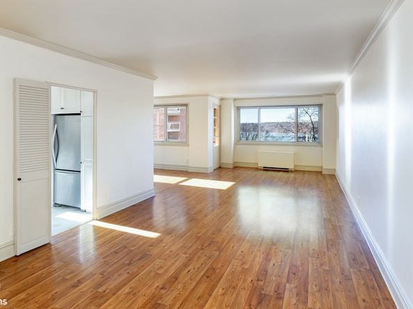 2621 Palisade Avenue 4J, Bronx NY 10463