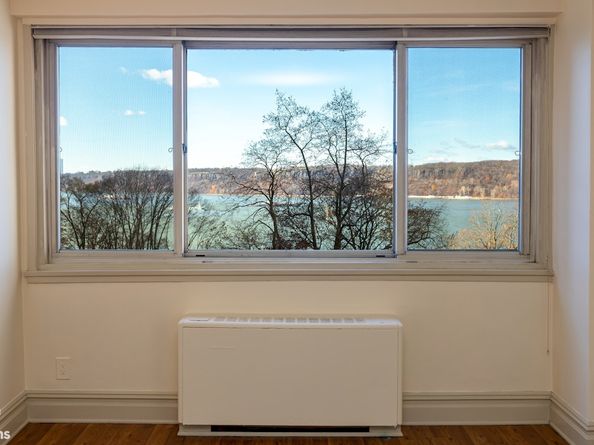 2621 Palisade Avenue 4J, Bronx NY 10463