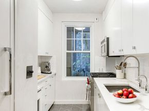 45 Christopher Street 2E, New York NY 10014