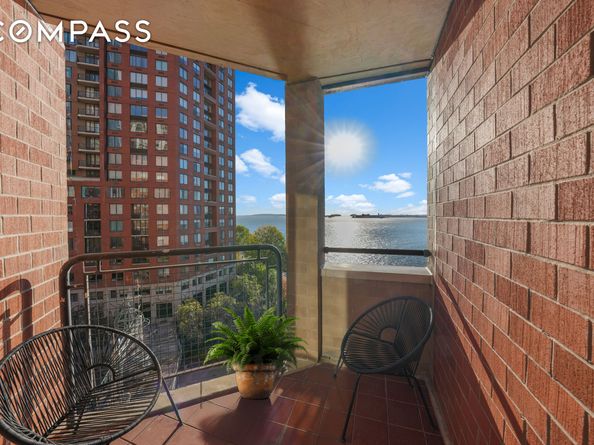 377 Rector Place 7K, New York NY 10280