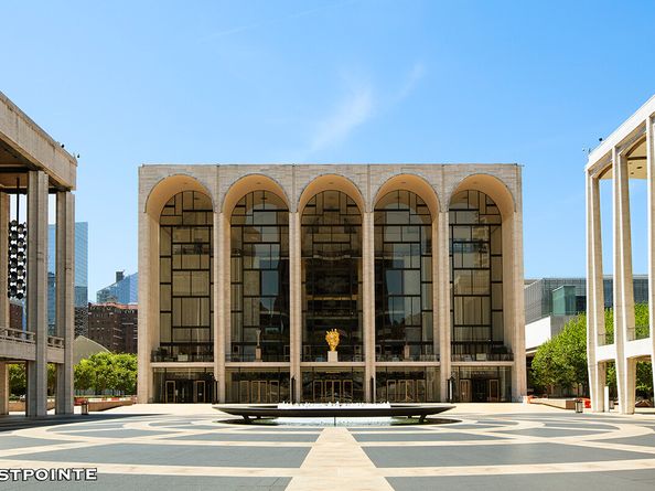 305 West 52nd Street 1H, New York NY 10019