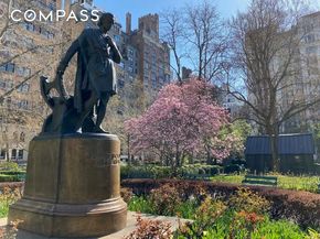 26 Gramercy Park S 1E, New York NY 10003