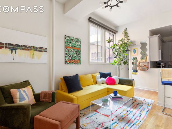 26 Gramercy Park S 1E, New York NY 10003