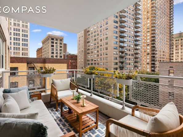 40 East 9th Street 7L, New York NY 10003