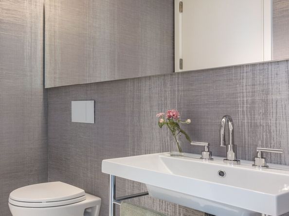 200 East 59th Street 12A, New York NY 10022