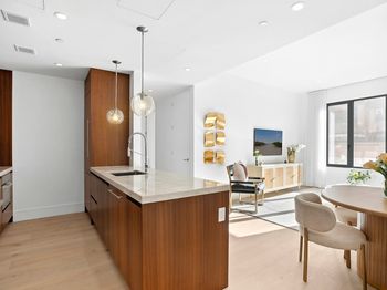 244 East 52nd Street