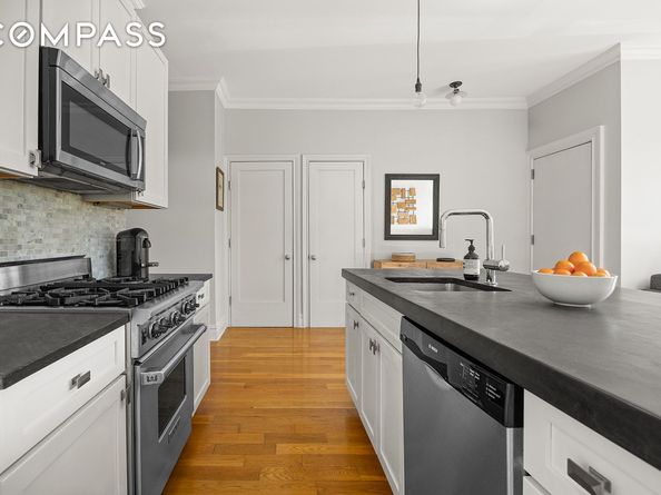 493 18th Street 2, Brooklyn NY 11215