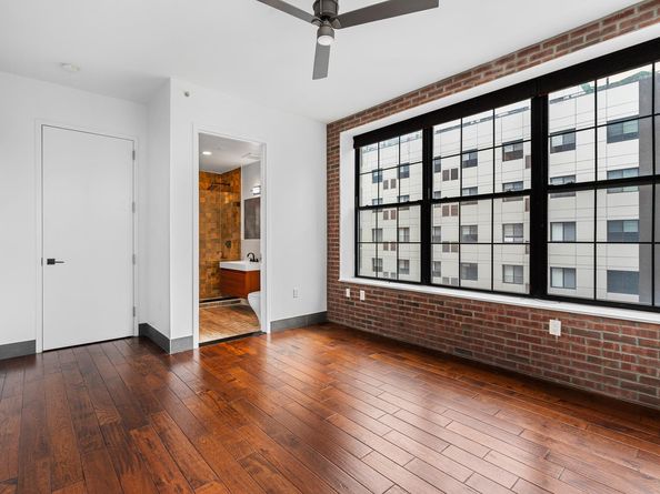 42-60 Crescent Street 5A, Queens NY 11101