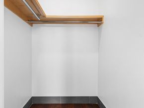 42-60 Crescent Street 5A, Queens NY 11101