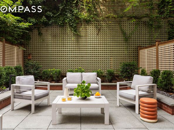 311 East 11th Street 1B, New York NY 10003