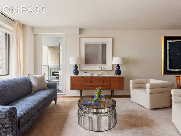 345 East 73rd Street 9H, New York NY 10021