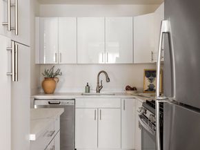 345 East 73rd Street 9H, New York NY 10021