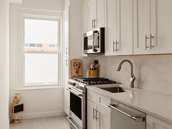 419 East 57th Street 9E, New York NY 10022