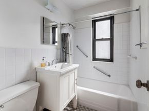 417 Grand Street D605, New York NY 10002