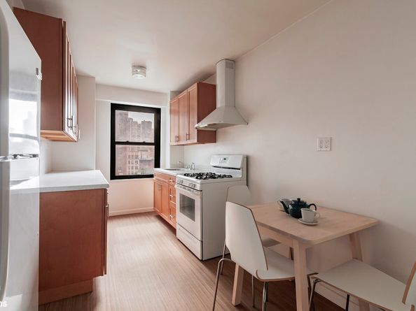 417 Grand Street D605, New York NY 10002