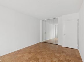 300 East 54th Street 22G, New York NY 10022